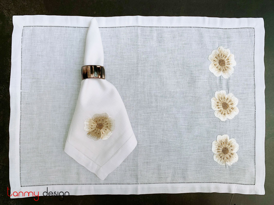 Placemat & Napkin set Beige flower embroidery